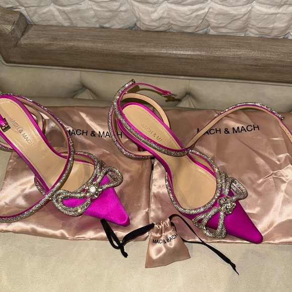 MACH & MACH Fuschia Strass Bow Double Ankle-Strap Pumps - Picture 4 of 13
